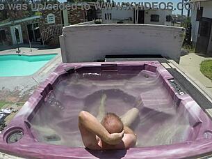 Dayanara’s hot tub experience in POV 3