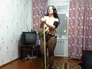 Chubby brunette MILF’s kinky solo play with toys