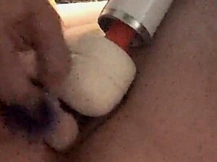 Amateur wife’s blindfolded and obedient love making experience