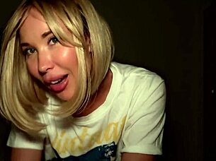 Stepdaughter seduces stepfather for a hot and steamy experience