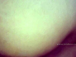 Indian outdoor sex in car with sexy girlfriend