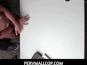 Nia nixon shouts, 'bounce on my chocolate pussy!'