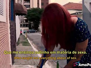 Apreendi muito com uma mulher divorciada de 50 anos madrasta do meu melhor amigo