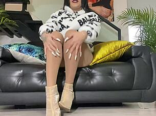 Beautiful shemale has fantastic solo performance with cum and big cock
