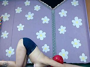 Cute MILF in bikini gets down and dirty in yoga workout