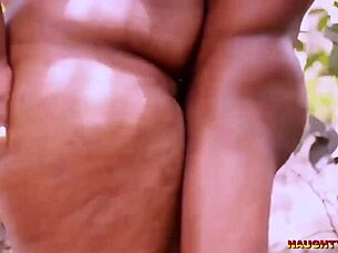 African housewife gets a creampie in hardcore sex video