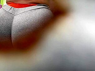 Amateur cam in big booty beach cabin