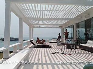 A big dick orgy at a beach house in Lips with gay friends