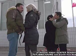 Deutscher Public Fourfun - Amateur Group Orgy with POV