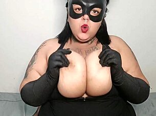 Mary Jhuana and her big natural tits in a hot bbw scene