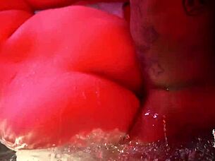 Bbw hotwife enjoys a steamy solo experience in the tub