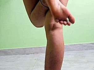Hot Indian schoolgirl in hardcore scenes in viral videos