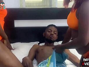 Sleeping beauties surprised by intense threesome action