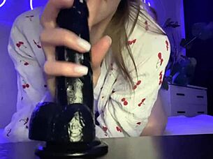 Yes daddy, I want to suck your big dick very much