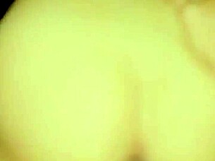 Latina beauty gets nails done for special payment