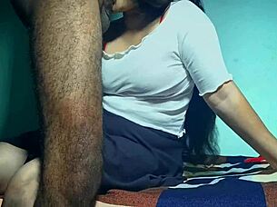 Desi girlfriend experiences intense passion with her lover