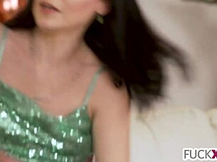 Katerina deville gets her pussy filled with sperm