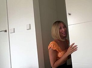 Babe in leather masturbates and wants to be fucked