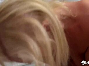 Francesca Kitten likes a big dick - AgedLove