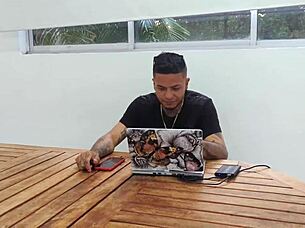 Xxxtime - looking for a job and met a guy to fuck