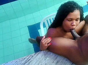 Black beauty experiences intense passion, reaching ecstasy