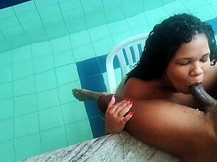 Black beauty experiences intense passion, reaching ecstasy