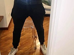 Amateur casting with a巨大 cock and dirty talk