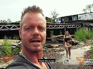 Mia enjoys passionate outdoor fun with exciting partner
