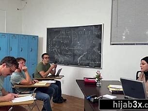 Nothing like a triple teaming in class
