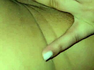 I am masturbating with a hot mature woman - Part 1