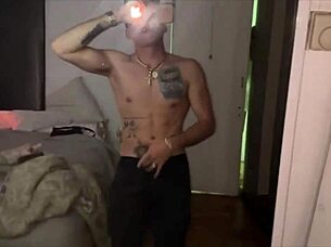 Gatita Veve hooks up with Chilean YouTuber in wild encounter