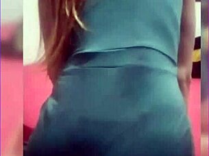Shaking ass like that - Sol Megan Fire