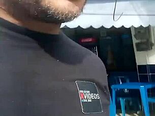 In a video of street meat in Brazil, Carnival cruiser Bellon roxo and Caiu na Net