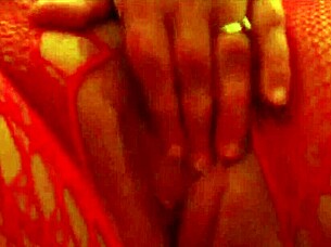 Close-Up View Of BBW Squirting Her Juicy Wet Pussy