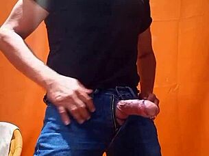 Gay amateur masturbating in the video with the big dick and then finishes here shooting on it
