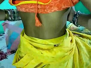 Gay Blowjob with Desi Bhabhi