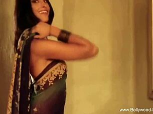 Indian softcore nudes are danced by brunettes