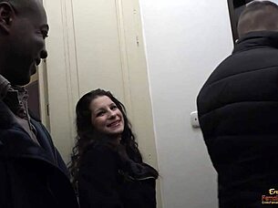 gives close up of brunette deepthrott and cock in her receiving from behind