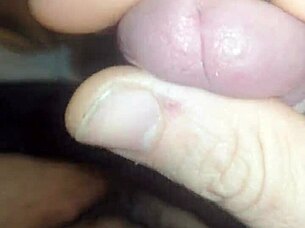 Chico solo's masturbation in a gay party