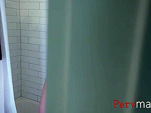 Taboo porn video Horny stepmom Dee Williams satisfies her fantasy