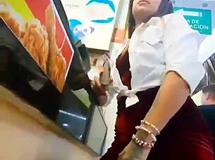 Wet and wild: A public pussy fucking session