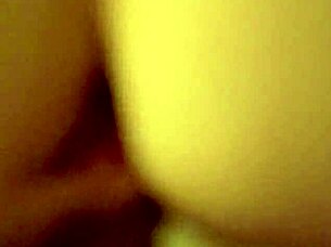 Russian MILF amateur gets her anal and cum in puss!