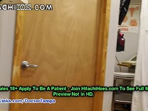 Latina nurse Jasmine Rose pleasures herself with a magic wand in an exam room of Hitachihoes.com