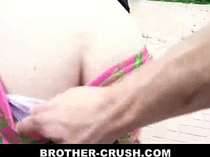 Basic skills of oral and anal sex revealed in twink porn video