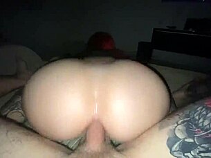 Extreme pleasure with butt plug for amateur babe
