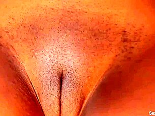 Solo session gets fun for pretty amateur girl's pussy