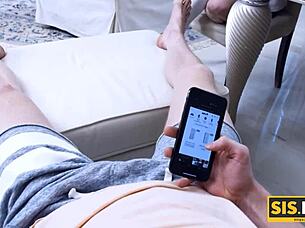 Student pays back porn girl by copulation