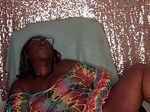 An intimate look at the making of a Youtube?s adult video with double penetration and toys