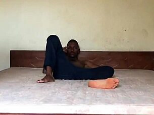 First time rubbing rubs compels BBC to seduce naughty amateur maid