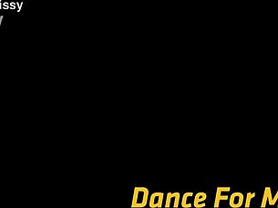 Hey, dance for me, Doroty Foxie T, and let’s get wet with Vipissy!